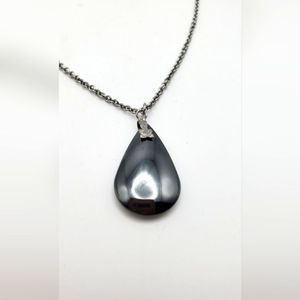 Vintage Hematite Teardrop Pendant Necklace Silver Tone Chain 17 inches